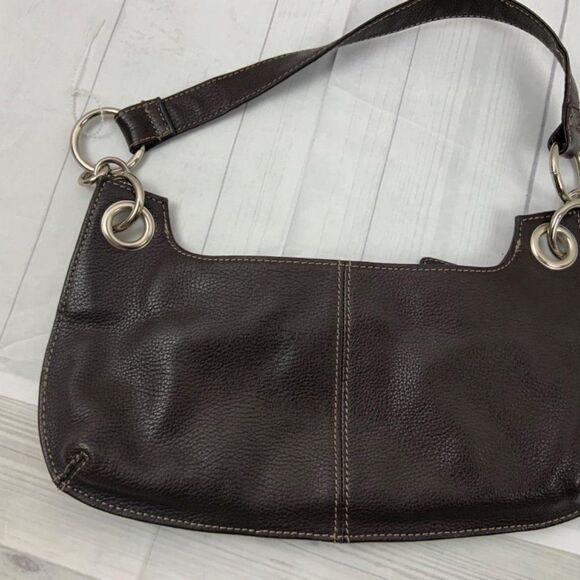 31. Fossil Black Leather Small Handbag - Picture 4 of 4